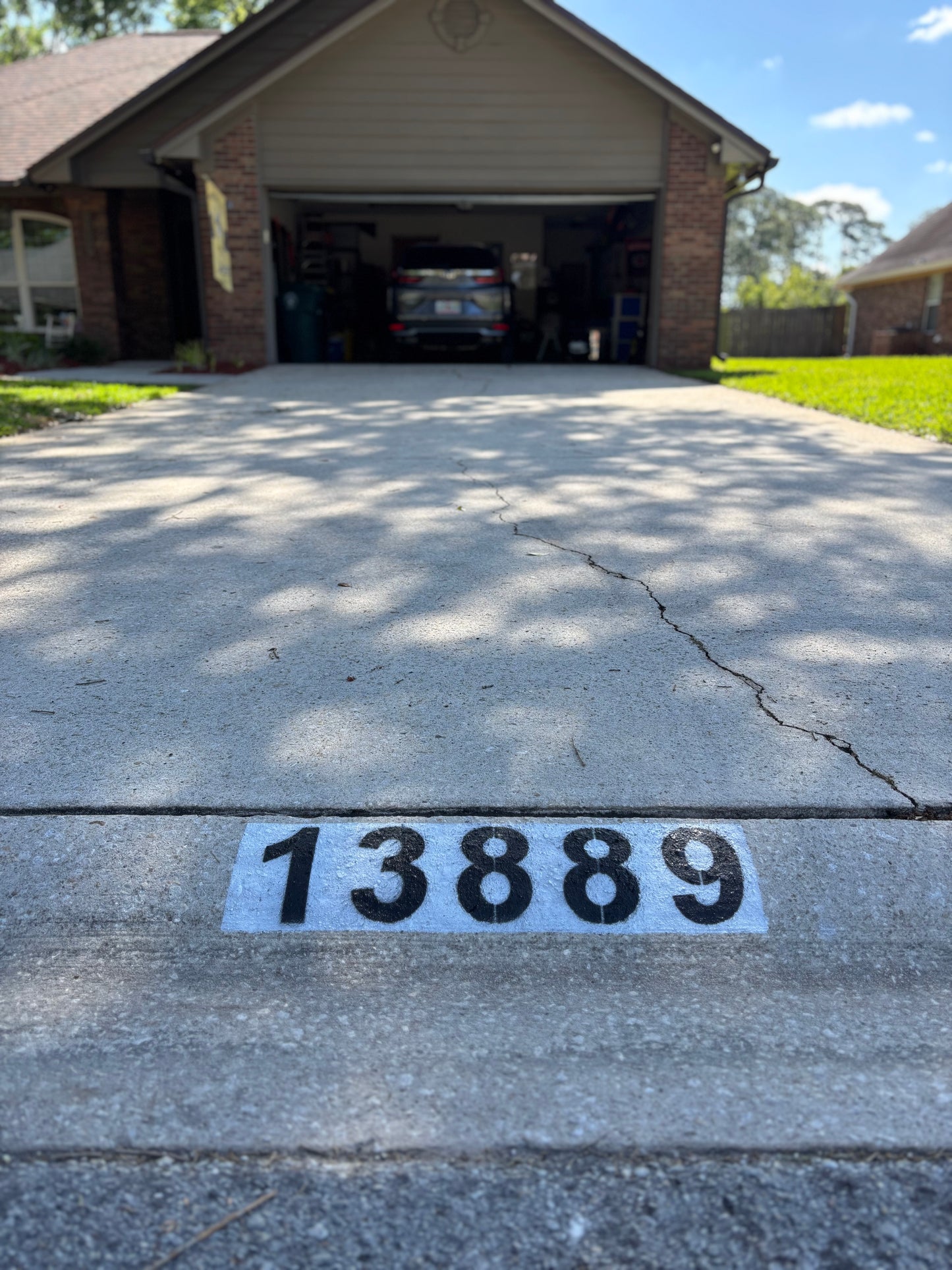 Standard Curb Address Painting